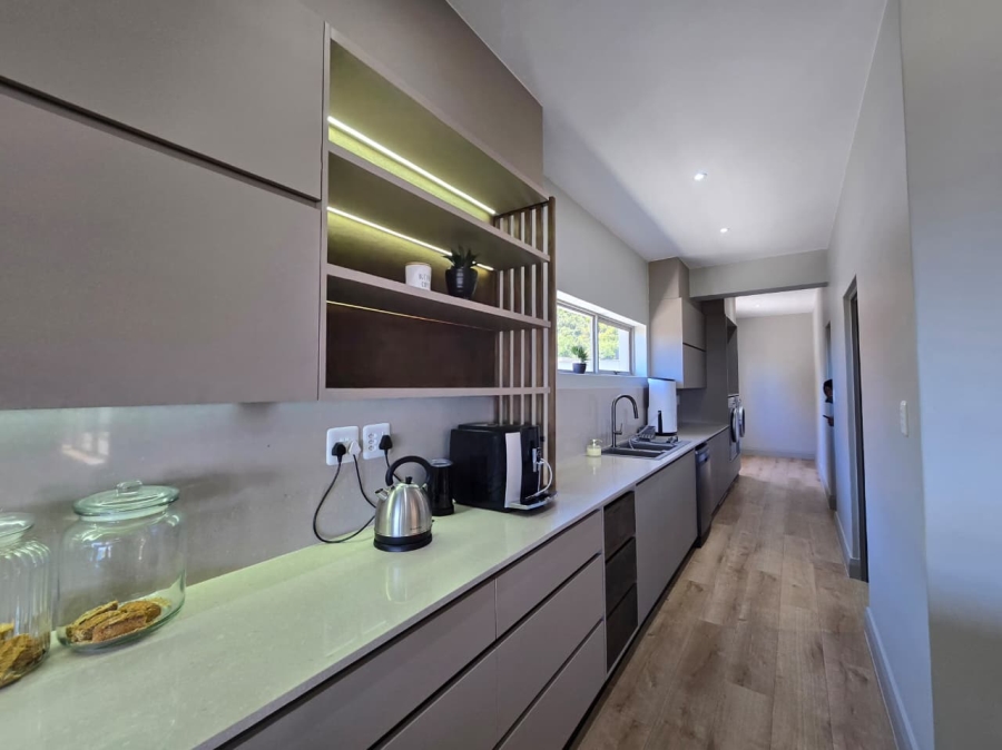 4 Bedroom Property for Sale in Outeniqua Strand Western Cape